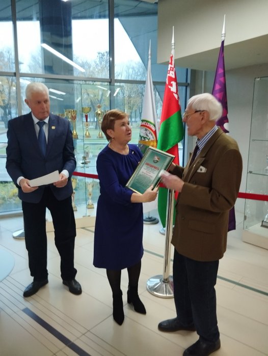  Еременко Эрнсту Николаевичу исполнилось 90 лет