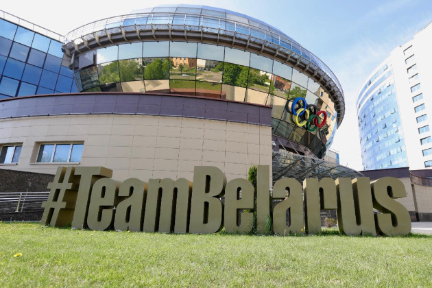 НОК РБ безвозмездно передал БОО «ВФКиС» книги об олимпийском движении в Республике.