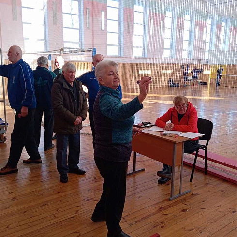 Ветеранским турнир по дартсу