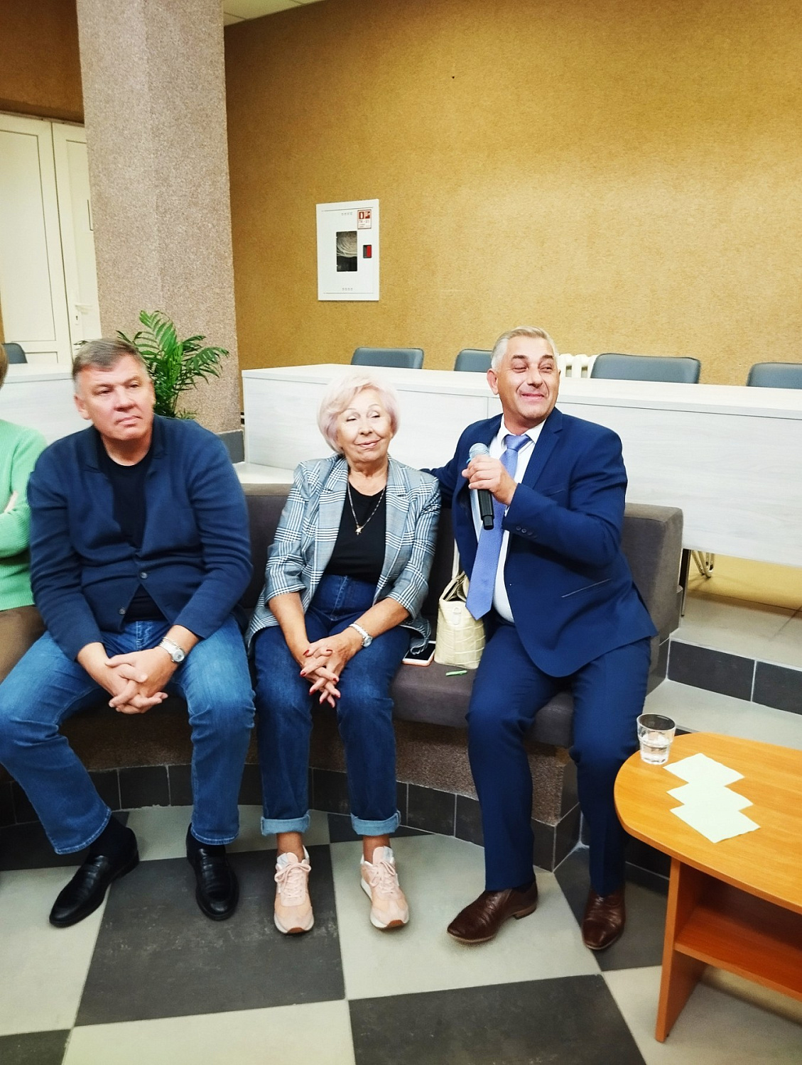 1 октября 2024 года Белорусское общественное объединение "Ветераны физической культуры и спорта" провело торжественное мероприятие в Республиканском государственном училище олимпийского резерва, посвященное Дню пожилых людей и встрече Олимпийских чемпионо