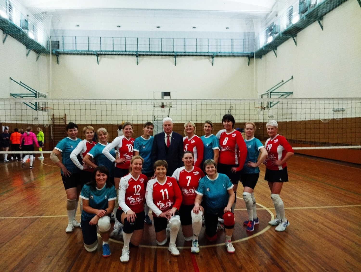 12-й международный Рождественский турнир ветеранов по волейболу среди мужских и женских команд