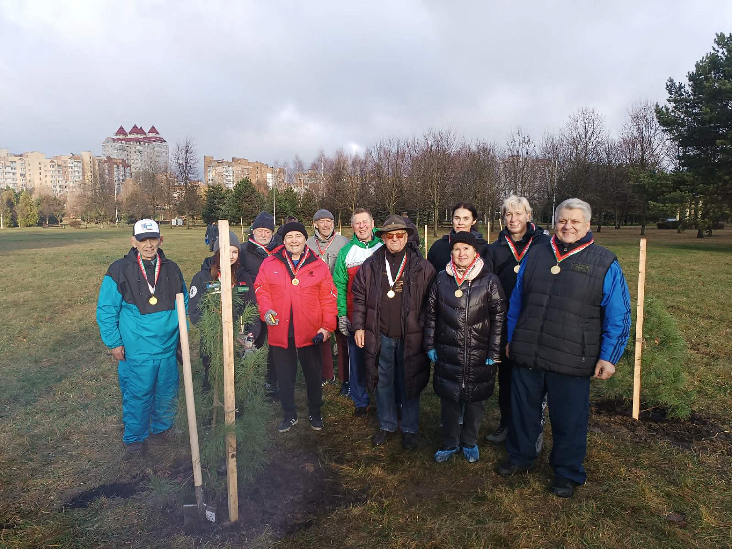 14 ноября 2025 года в городе Минске в парке Уручье состоялась акция с участием чемпионов Олимпийских игр Беларуси «Кедры славы» 