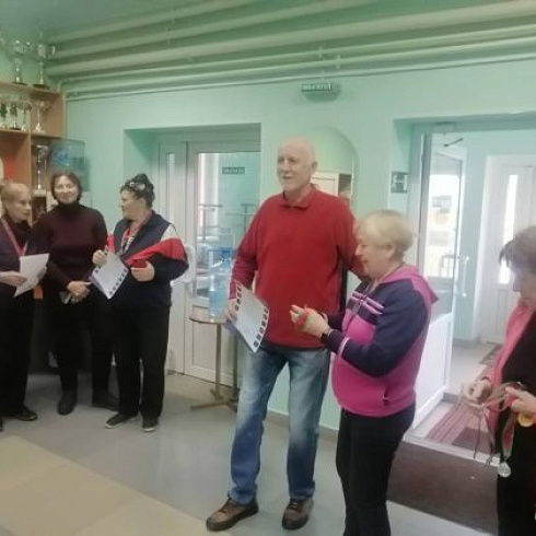 В ноябре 2023 года в спортивном зале ФОЦ «Виктория» ветераны Пуховичской районной организации (Минская область) провели соревнования «Баскетбольный снайпер»
