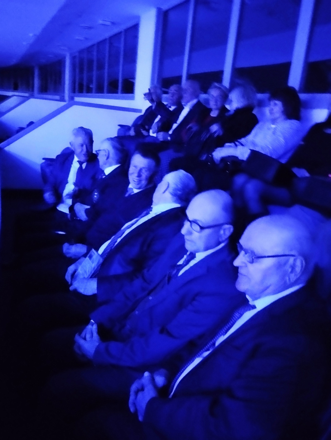 Национальный Олимпийский комитет пригласил 23 ветерана спорта-членов Белорусского общественного объединения «Ветераны физической культуры и спорта» на спортивно-развлекательное шоу «Время наших побед»