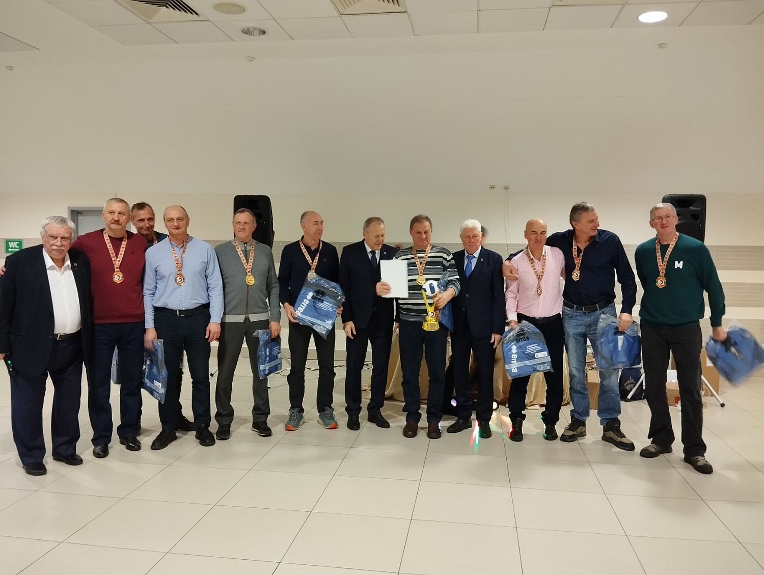 13-й традиционный, волейбольный, рождественский турнир среди ветеранов спорта